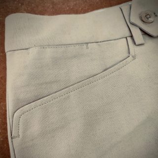 The prototype of the new #Austin slack.More info & pics coming soon.#Capirari#menswear#slack#details#frogmouthpockets#modernism#madeinItaly#cotton