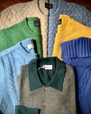 ‼️ FLASH PROMO ‼️Only for 2 days, 50% off on selected knitwear items (wool and cashmere)Don’t miss it!!Shop via link in bio#Capirari #menswear #detail #promo #knitwear #polo #wool #cashmere #shetland #geelong #madeinItaly